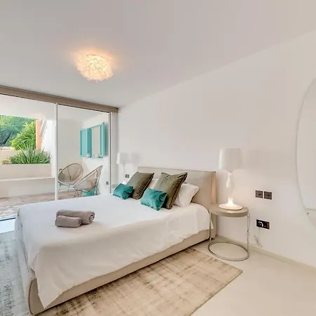 빌라 Luxury 5-bedroom Townhouse In Puente *