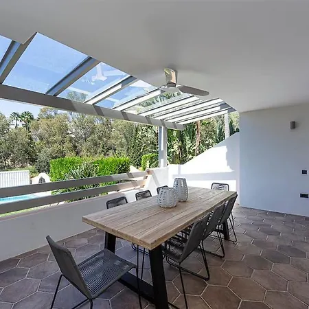 Luxury 5-bedroom Townhouse In Puente * Марбелья