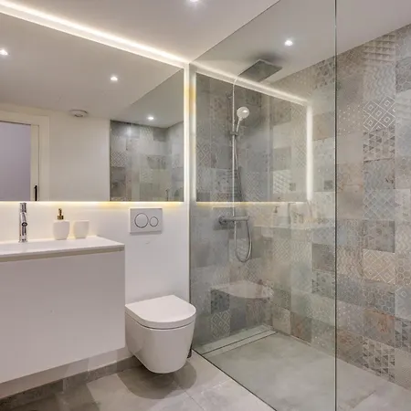 Luxury 5-bedroom Townhouse In Puente Βίλα Μαρμπέλλα