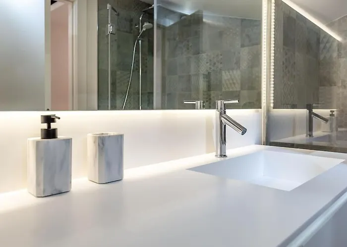 Luxury 5-bedroom Townhouse In Puente * ماربيا